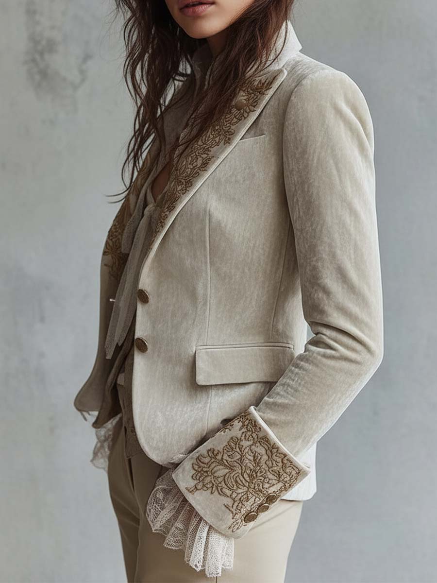 Tamara Blazer Marfil Entallado con Bordados Florales