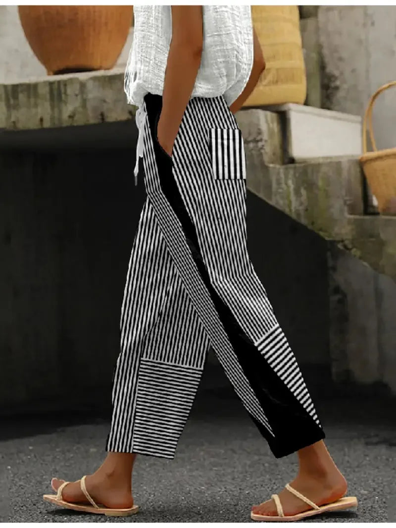 Pantalón casual de corte recto holgado de rayas negro