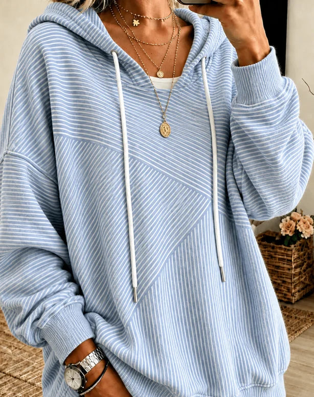 Sudadera con capucha casual de rayas con textura azul — foto 3