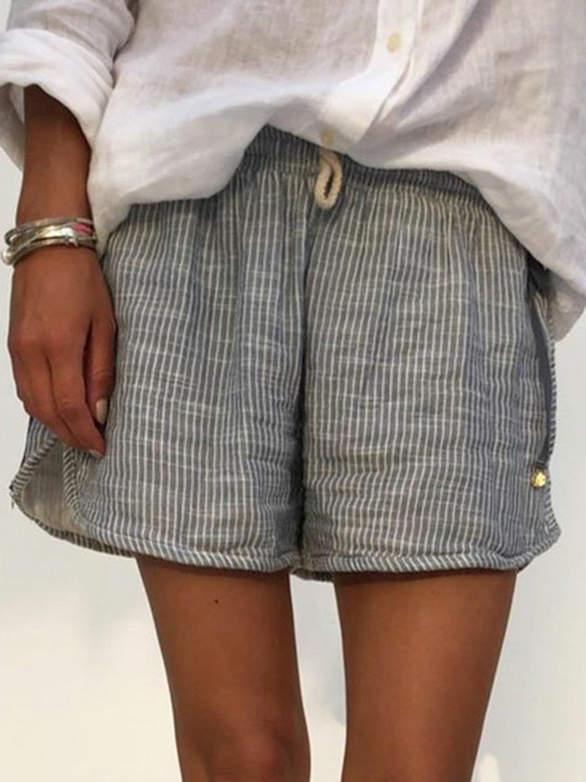 Shorts casual de rayas de algodón con cordón ajustable