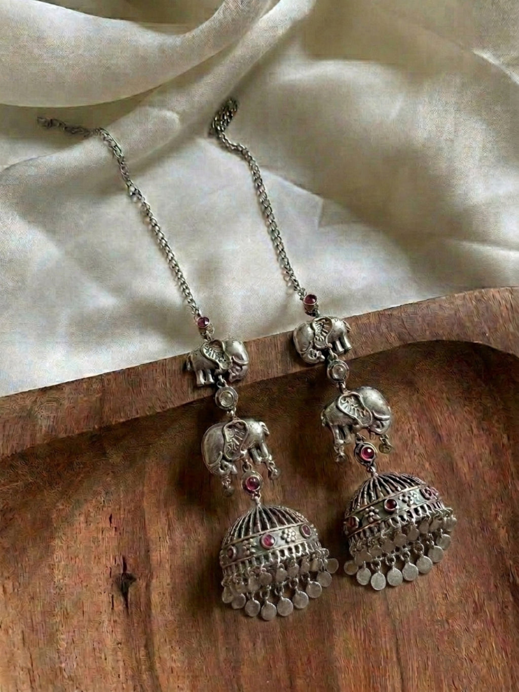 Pendientes Gaj