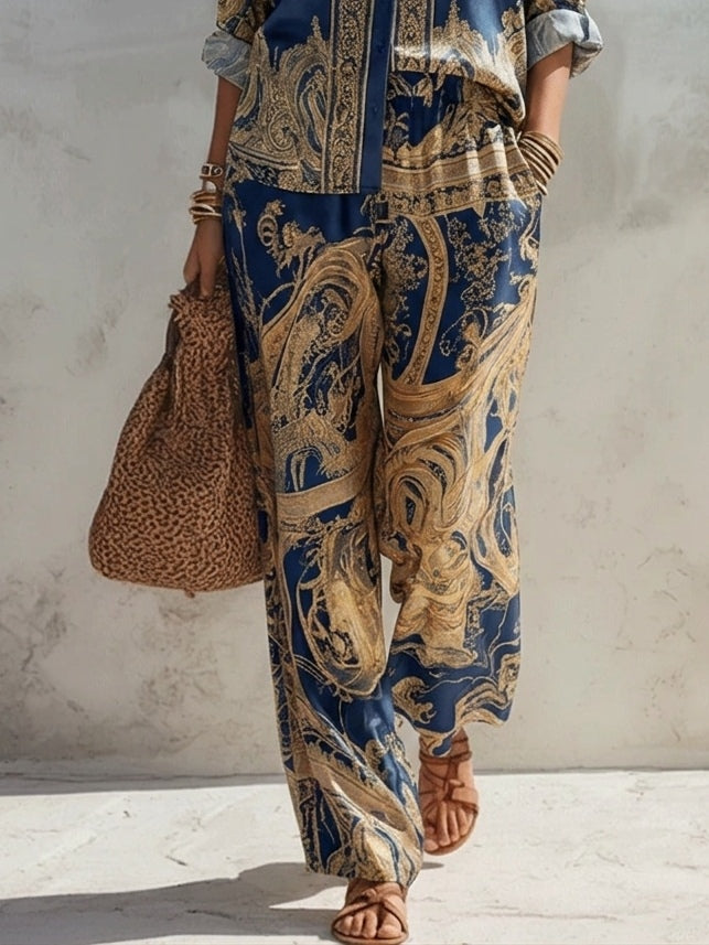 Laia Conjunto de Dos Piezas: Camisa Azul Marino con Estampado Barroco y Pantalón Ancho