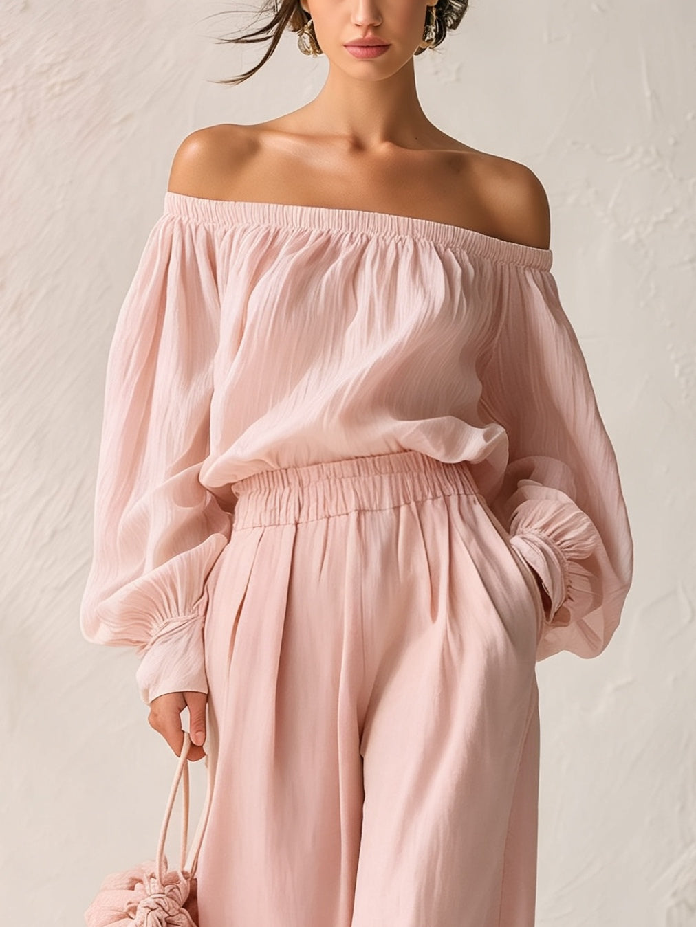 Tamara Conjunto de Top Rosa de Hombros Descubiertos y Mangas Abullonadas con Pantalón de Pierna Ancha de Talle Alto