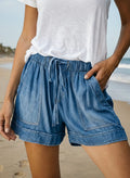 Shorts lisos vaqueros con bolsillos