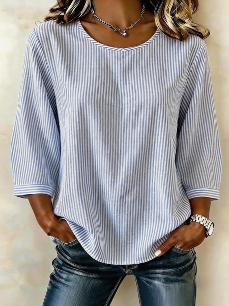 Camisa ligera holgada de rayas con cuello redondo y manga larga