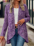 Chaqueta asimétrica de flores con relieve morada con manga larga