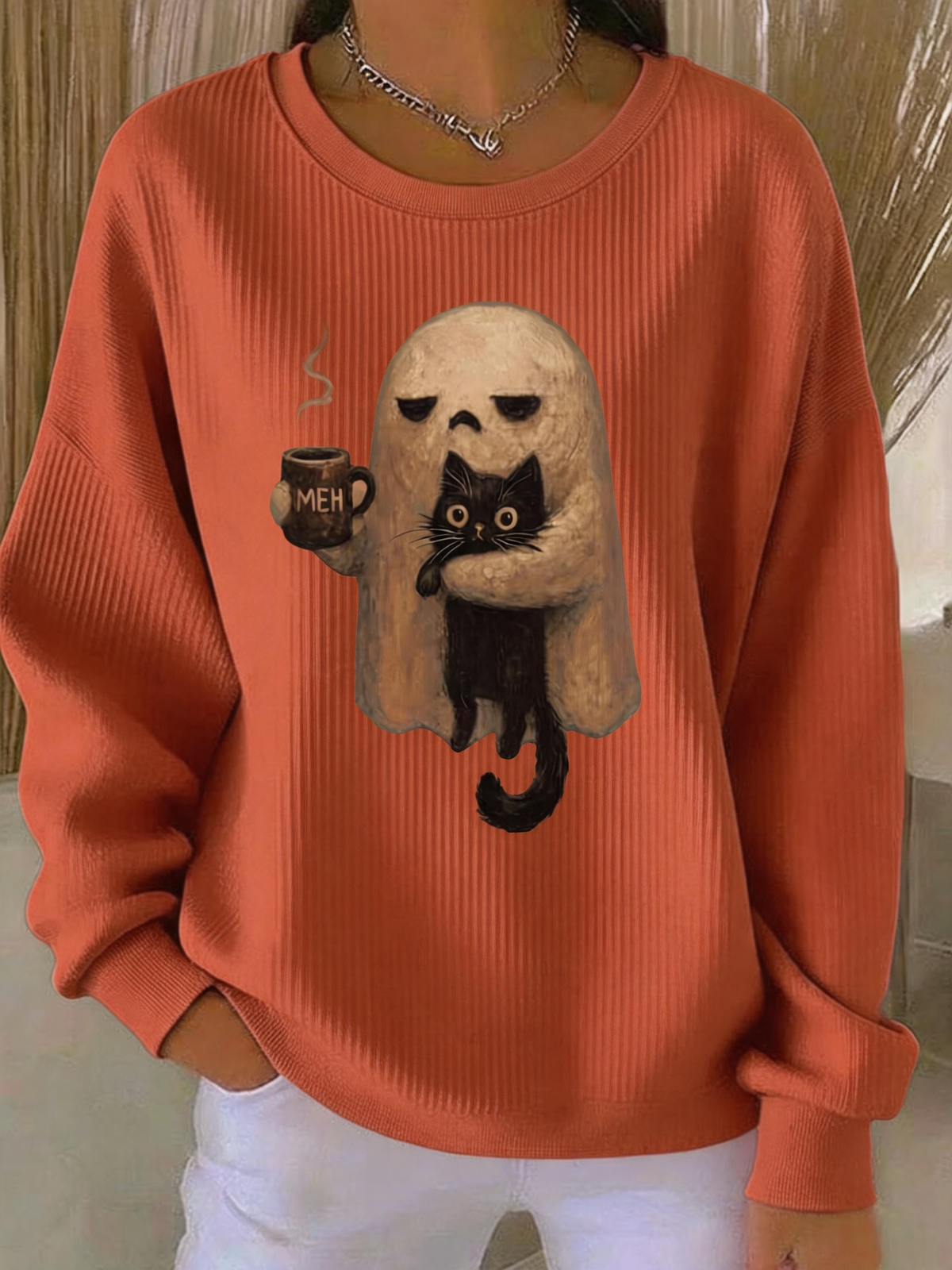 Sudadera de Halloween de canalé café con cuello redondo