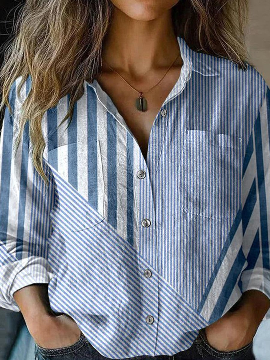 Camisa asimétrica en azul y blanco con cuello camisero
