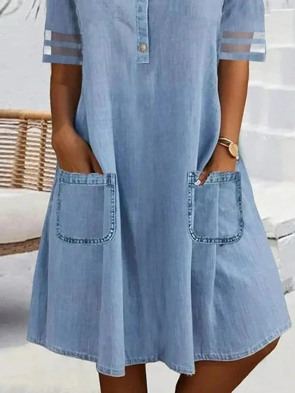 Camisa midi lisa vaquera con cuello camisero, manga francesa y bolsillos — foto 3