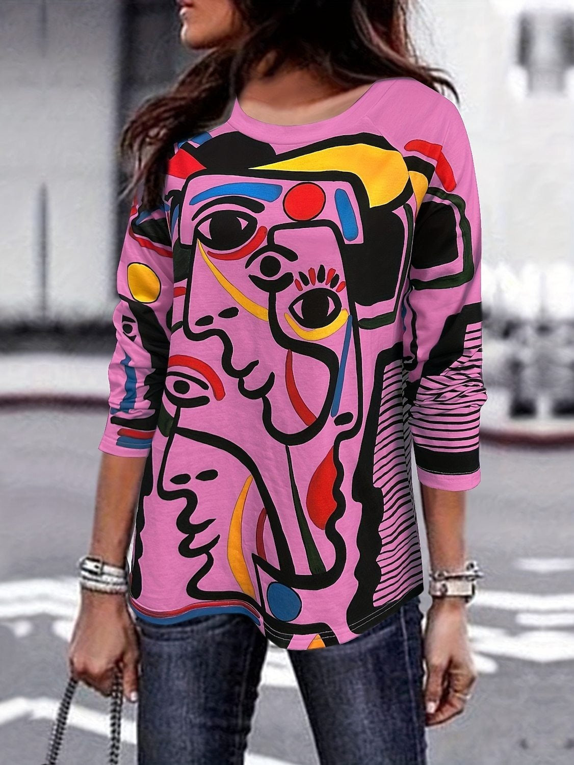 Blusa casual abstracta con cuello redondo y manga larga — foto 2