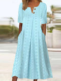 Vestido midi liso con escote cuadrado, manga corta y detalle calado