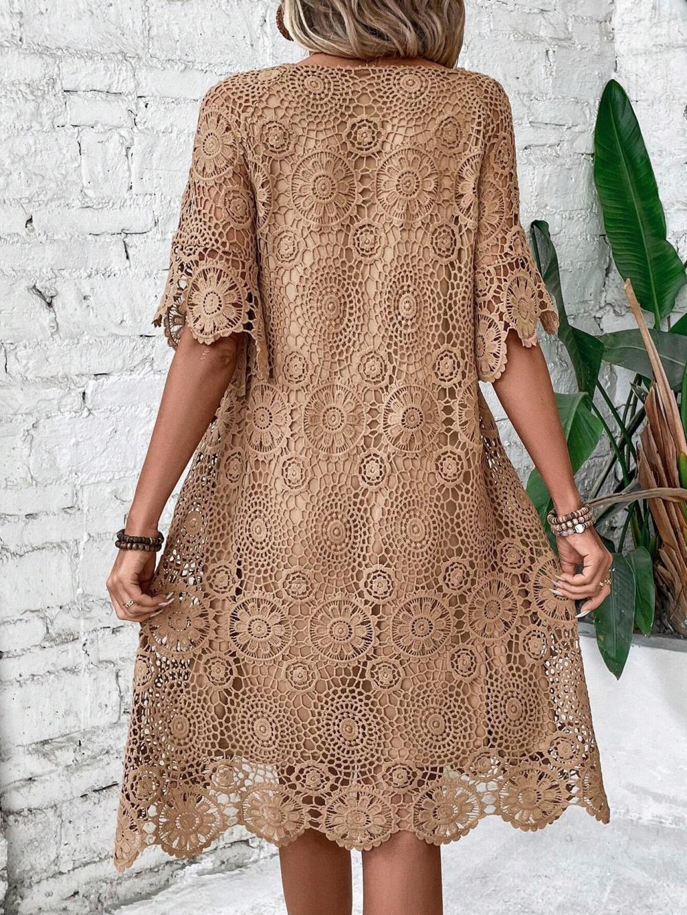 Vestido casual liso de encaje con cuello redondo y manga corta — foto 2