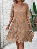 Vestido casual liso de encaje con cuello redondo y manga corta
