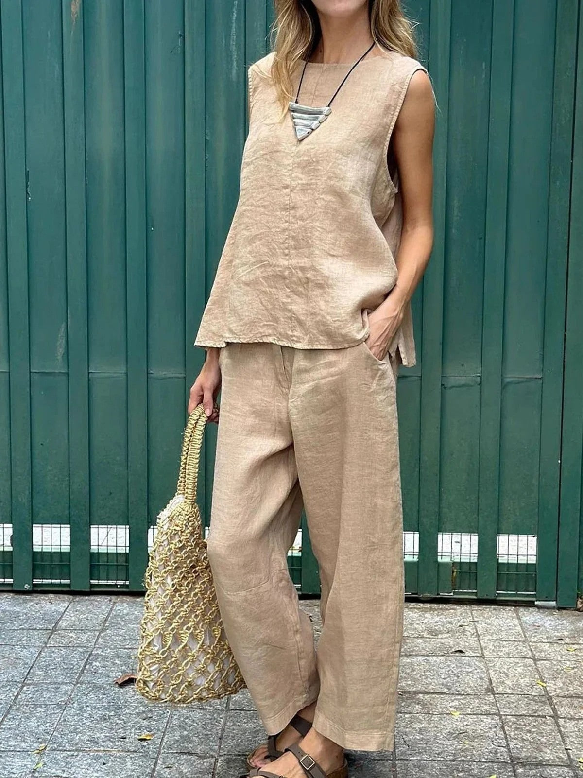 Top casual liso con cuello redondo y pantalón a juego, sin mangas — foto 4