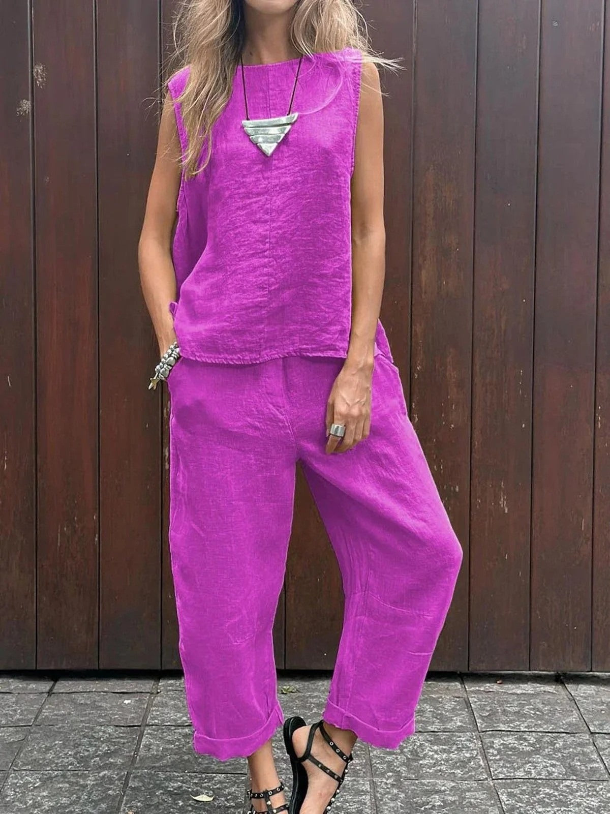 Top casual liso con cuello redondo y pantalón a juego, sin mangas — foto 5