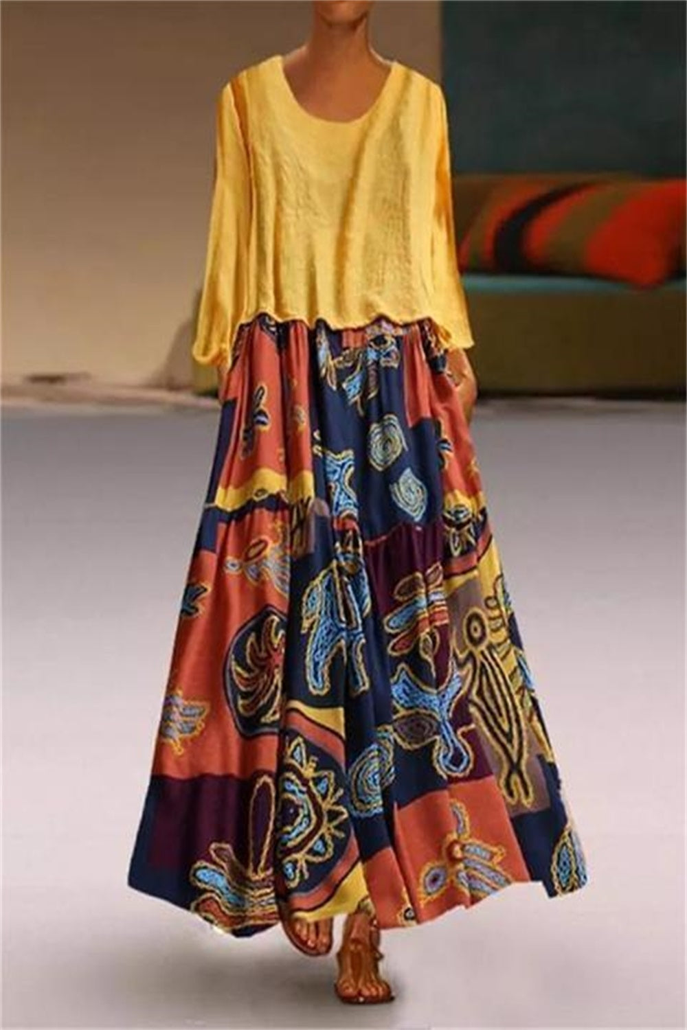 Vestido largo de dos piezas estampado con cuello redondo y manga larga