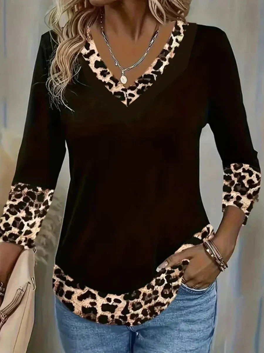 Camisa casual de leopardo con escote en pico y manga larga