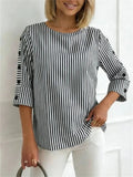 Blusa casual de rayas con cuello redondo