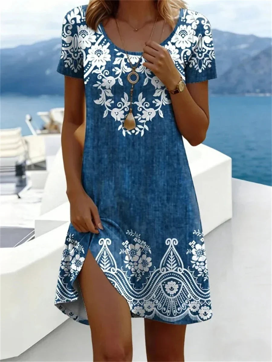 Vestido de flores azul con cuello redondo y manga corta