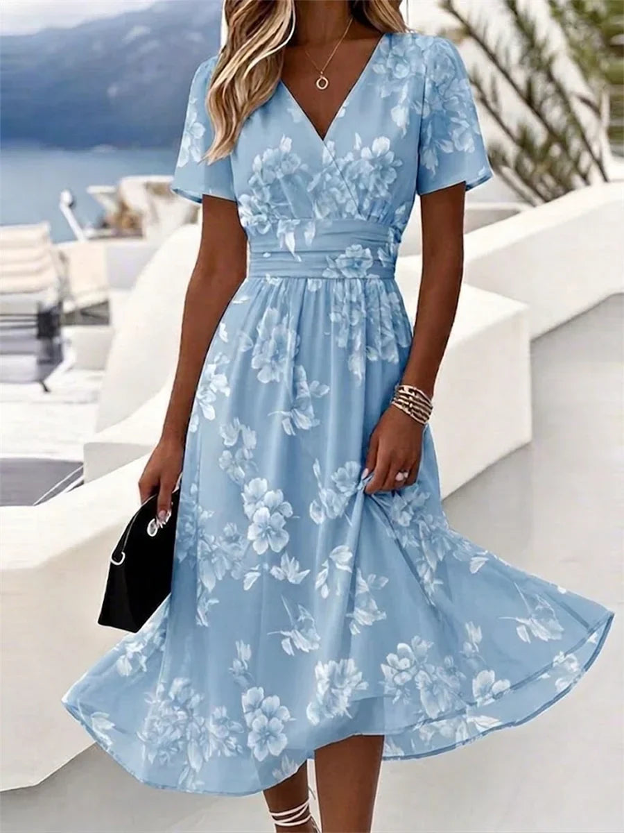 Vestido de playa de línea A de flores con escote en pico y manga corta