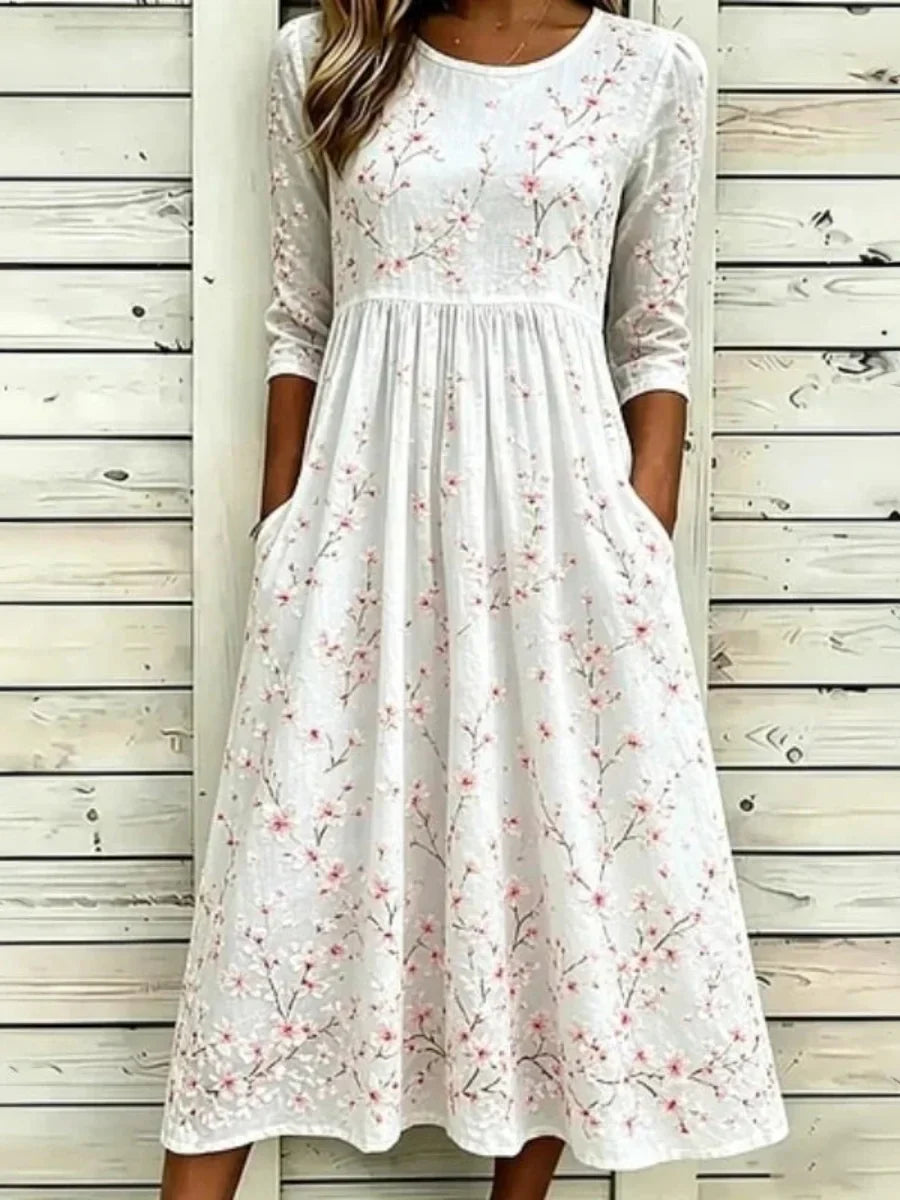 Vestido casual de flores con cuello redondo