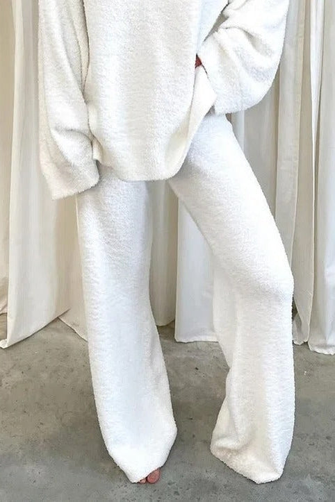 Conjunto casual de dos piezas liso con escote en pico — foto 3