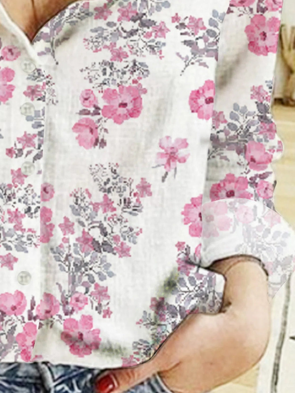Blusa de flores con solapa, manga larga y botones