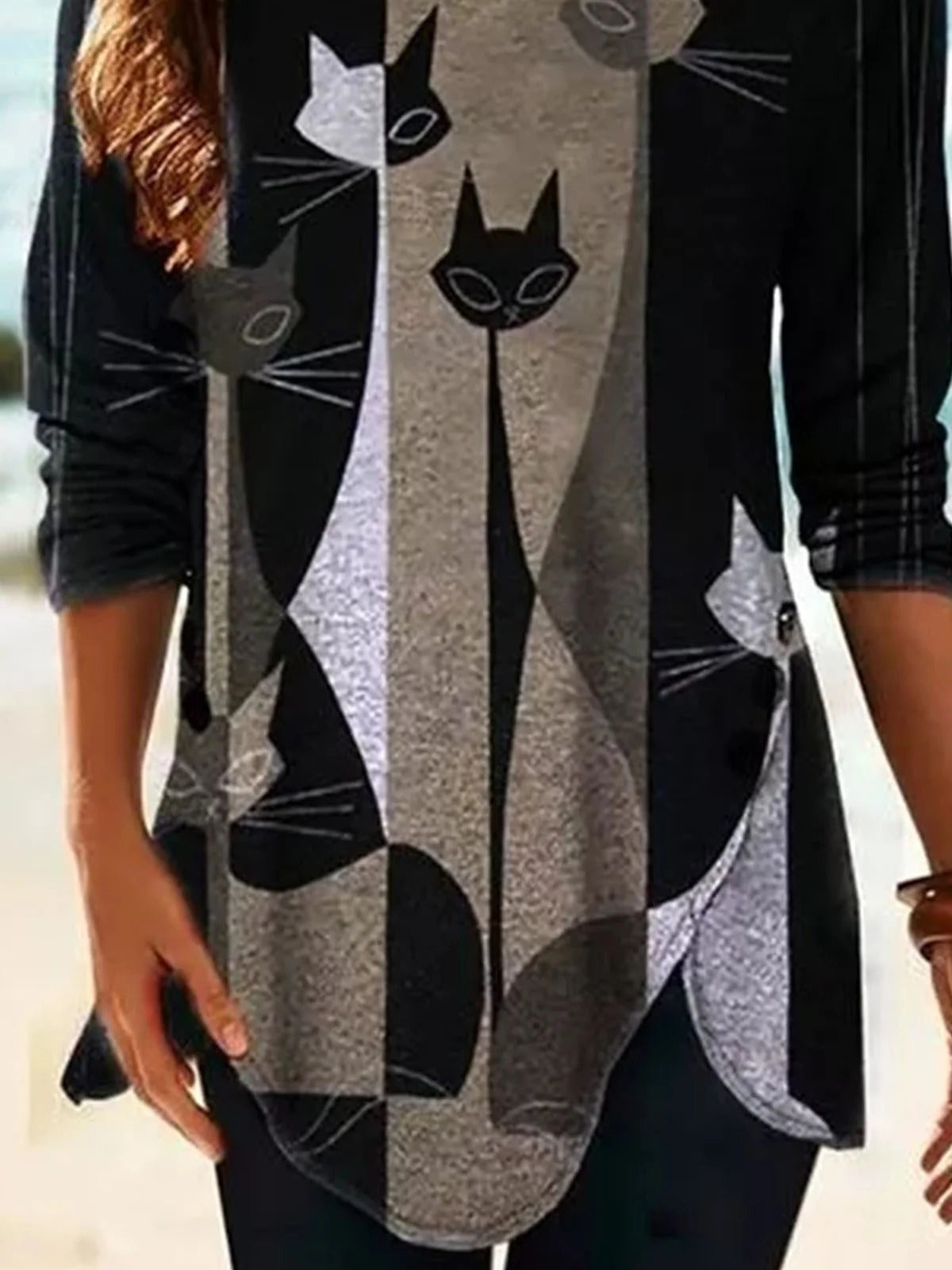 Sudadera asimétrica de dibujos con manga larga — foto 3