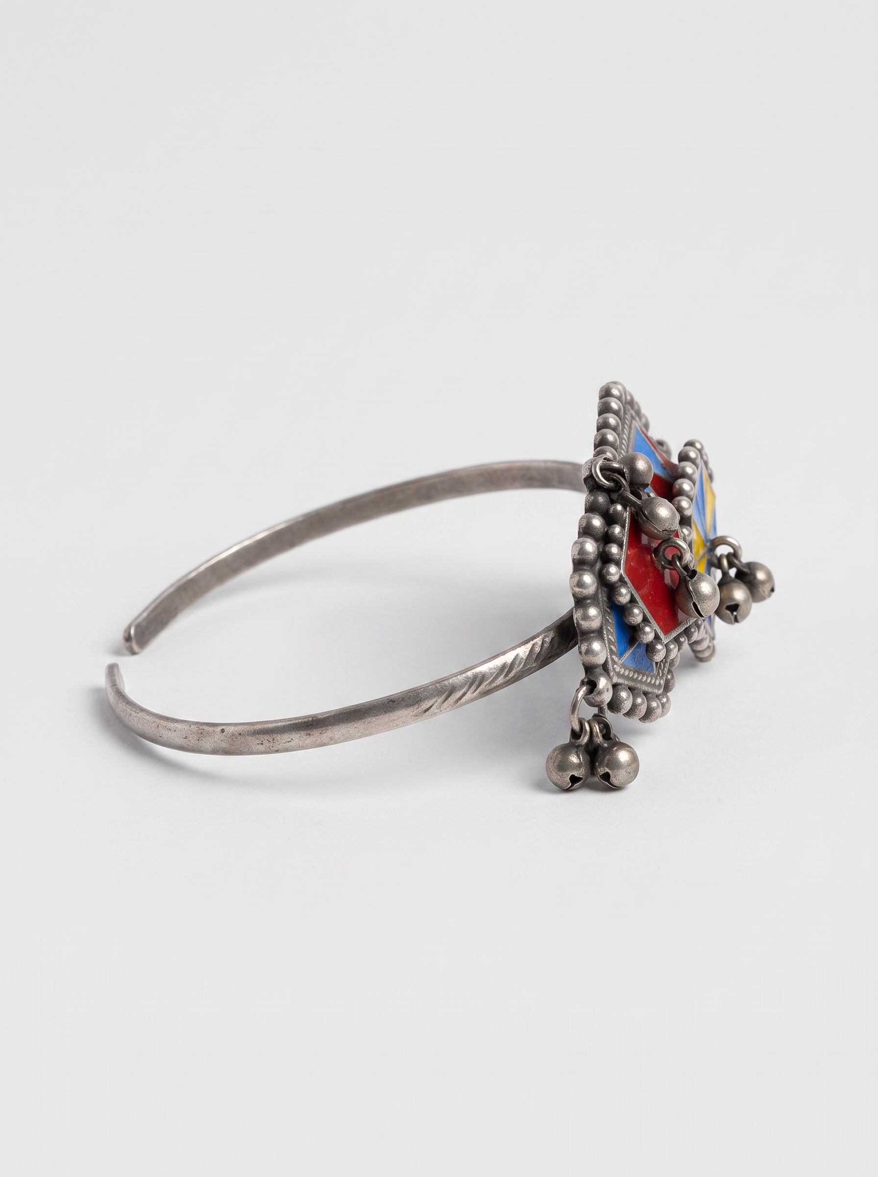 Brazalete Raas