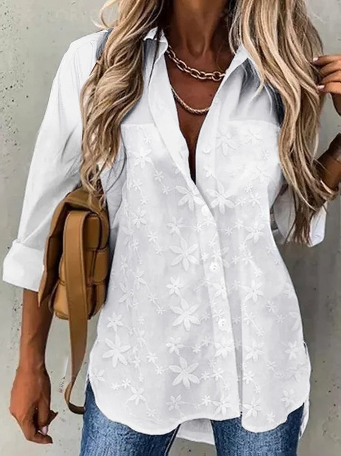 Blusa casual holgada con cuello camisero