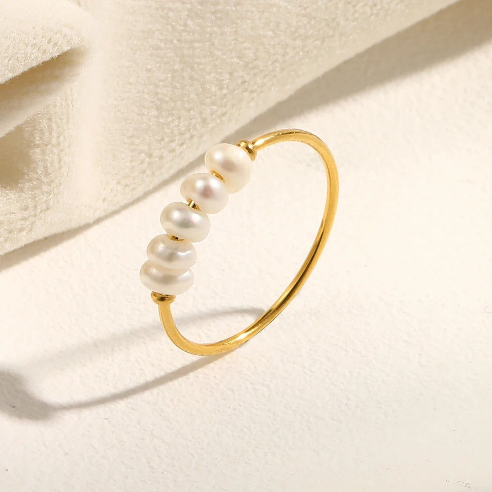 Blasa Anillo Dorado de Acero Inoxidable con Perla de Agua Dulce