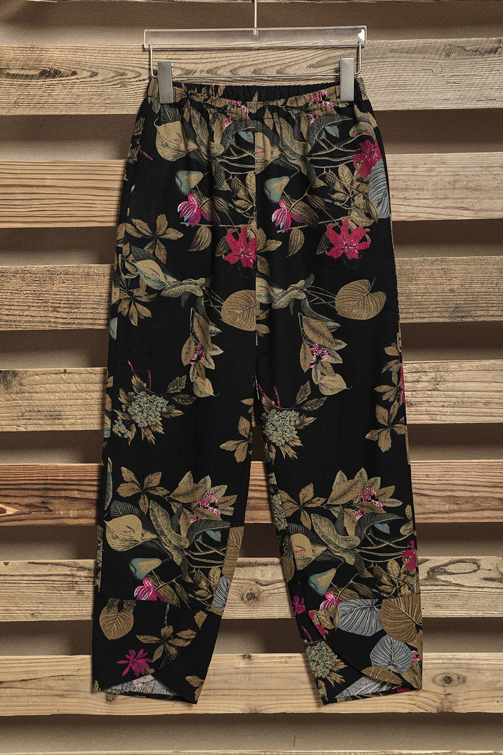 Pantalón casual de flores con bolsillos · Helena — foto 3