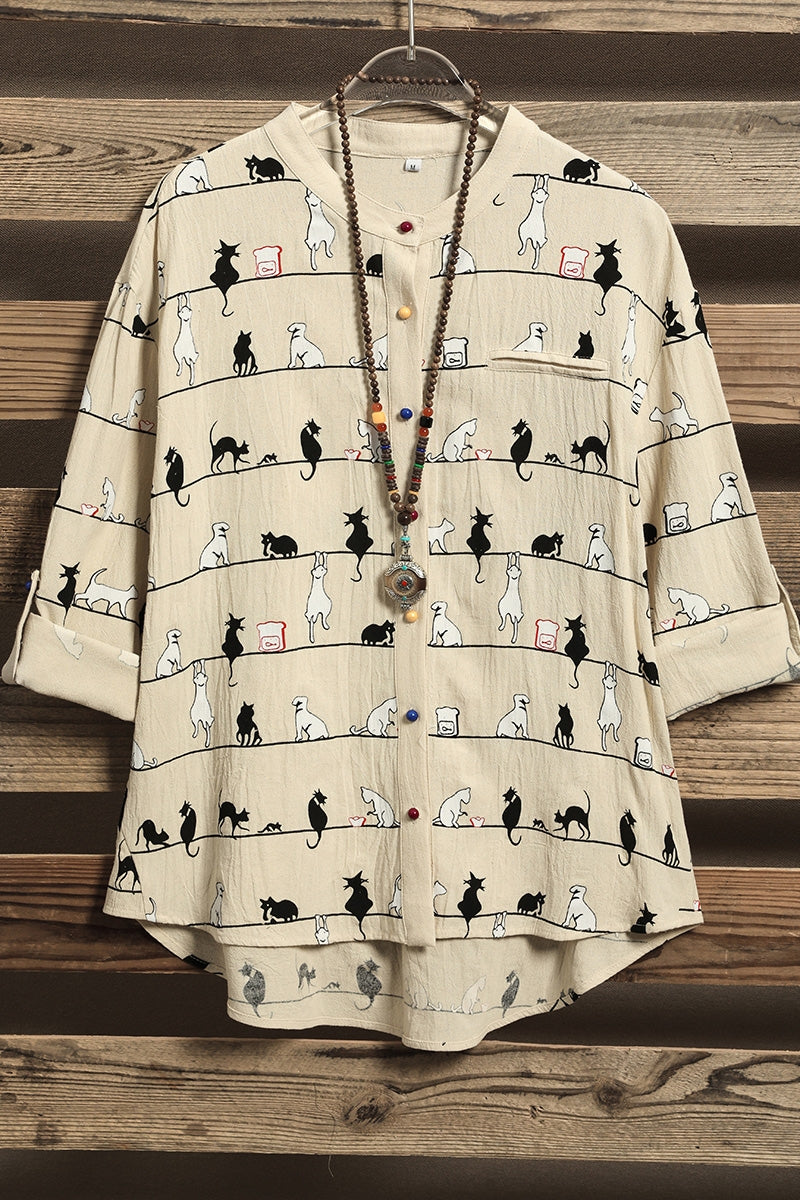 Camisa bonita de gatos con cuello alto y manga corta — foto 2