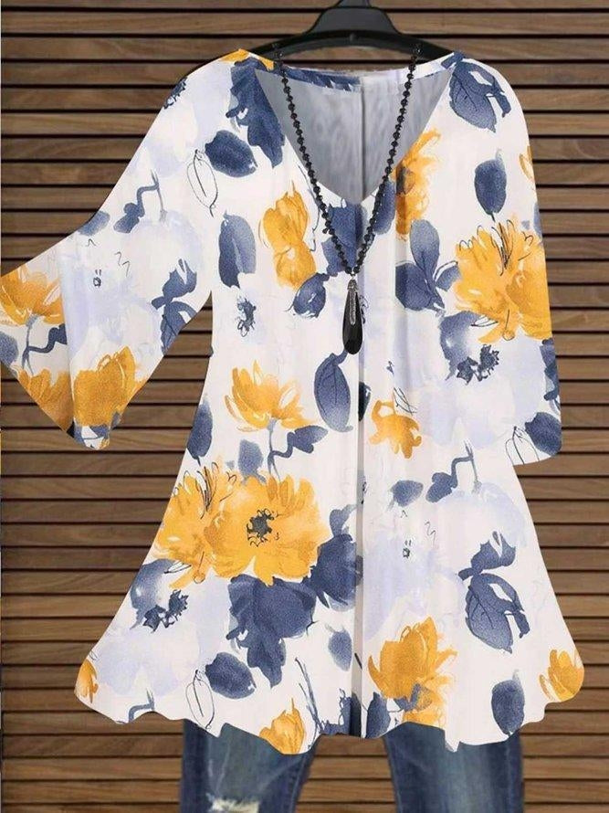 Blusa de flores con escote en pico y manga francesa — foto 2