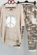 Conjunto casual de dos piezas de camuflaje con manga corta