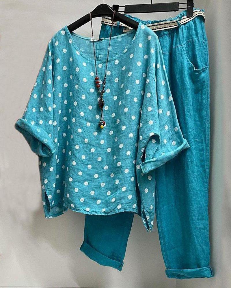 Conjunto casual de dos piezas de lunares con manga francesa