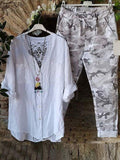 Conjunto de dos piezas de camuflaje con manga larga y detalle calado